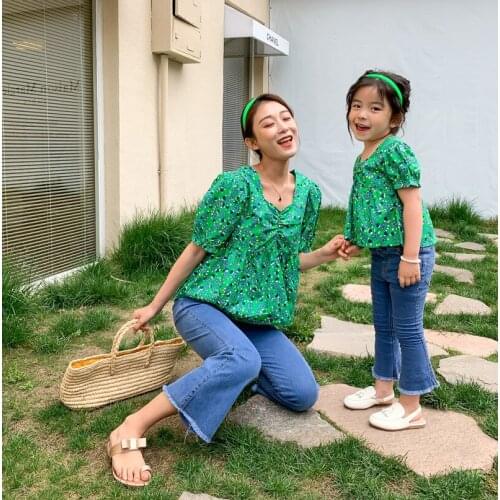 Family Matching Outfits Summer New Korean Fashion Floral Cotton Shirts For Mother And Daughter Mommy And Me Clothes Family Look