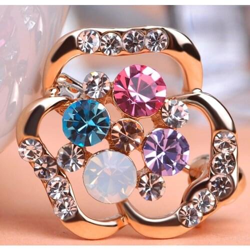 Blucome New Fashion Alloy Brooch Plant Flower Shape Crystal Jewelry For Women Girls Clothing Scarf Pocket Coat Accessories Gifts