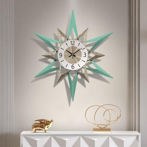 80cm Nordic large size wall clock, living room modern minimalist home art mute clock wall decoration creative light luxury clock