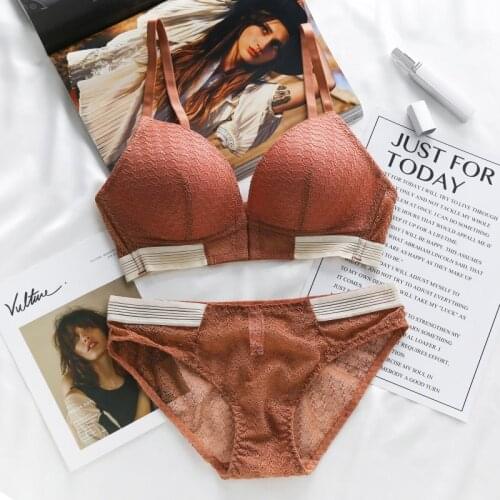 Women Push Up Bras Set Lace Hollow Sexy Front Closure Bra Seamless Panties Lingerie Set