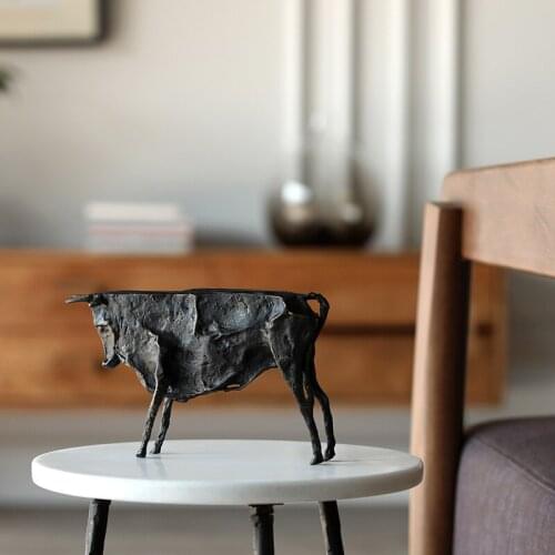 Nordic Spanish Bullfighting Metal Statue Decoration Room Hotel Office Soft Decor Living Room Desktop Craft Home Model Figurines