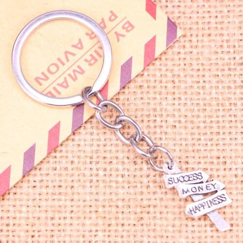 20pcs New Keychain 25x16mm signpost success money happiness Pendants DIY Men Jewelry Car Key Chain Ring Holder Souvenir For Gift