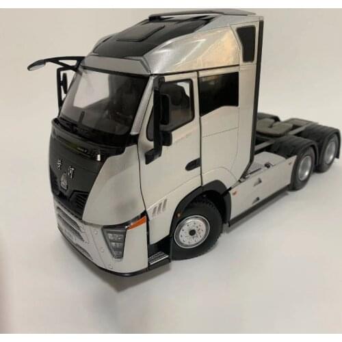 Diecast Alloy Truck 1:24 Scale Yellow River X7 Tractor Model Metal Truck Tow Adult Collection Transport Truck Display
