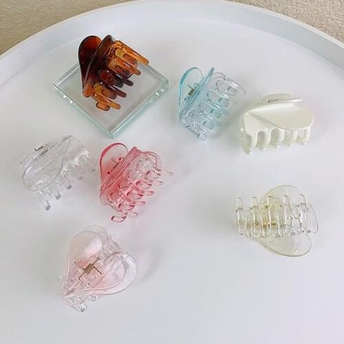 Korean Style Fashion Women Girls Acrylic Hair Claws Hair Clips Heart Headwear Transparent Women Hair Accessories Ornament