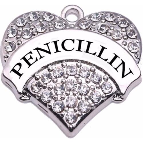 100pcs a lot Penicillin Rhinestone heart Penicillin Charm Suitable for necklaces and bracelets