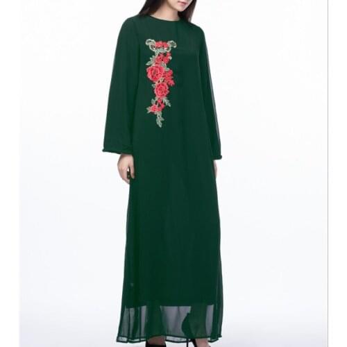 2021 new Muslim Womens Dress Ethnic Style Embroidered Long Sleeve Long Skirt Girl Clothes in spring summer and Autumn Green