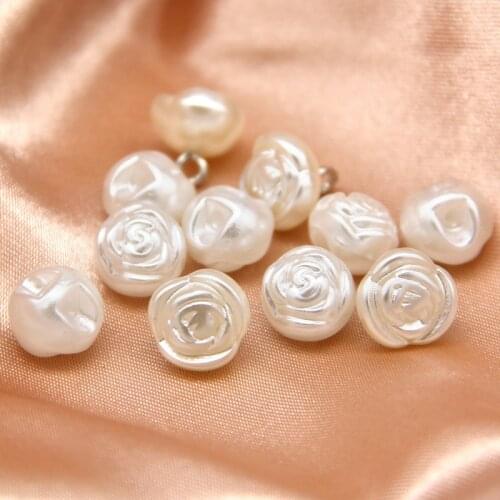 100pcs/200pcs Flower Buttons Wholesale Faux Pearl Rose Romantic Shirt Buttons For Clothing Wedding Decorative Sewing Accessories