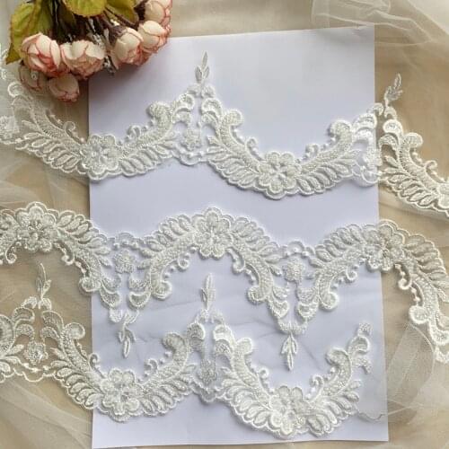 2020 new luxury beaded wave wedding dress skirt neckline lace Accessories Rice white 2 yards
