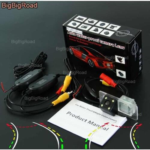 BigBigRoad Car Intelligent Dynamic Track Rear View Camera Night Vision Reversing Camera For BMW 2 F22 F45 2014 2015