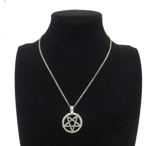 R839 8-2 Silver Pentagram Witch Star Pendant Short Chain Collar Necklace 18"