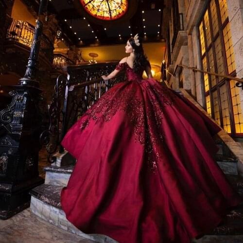 Burgundy Quinceanera Dresses with Sequins Applique Off the Shoulder Sweet 16 Dress vestido de 15 anos 2021 Ball Prom Gowns