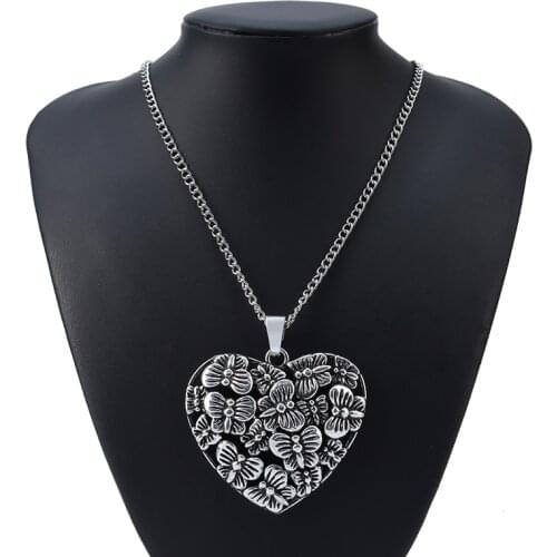 1 x Tibetan Silver Metal Abstract Large Heart & Butterflies Pendant on Long Chain Necklace Lagenlook 34"