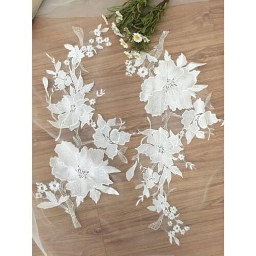 1 Pair Exquisite Wedding Lace Applique in Ivory Mirror Image , Bridal Veil Applique for Wedding Gown, Bridal Dress Decor, Bodice