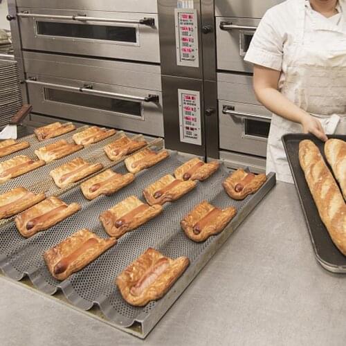 Four-Slot Wavy Baguette Stick Mold Wavy French Bread Pan U-Shape Baking Mould DIY Handmade Bakeware Cake Decorating Tools Supply