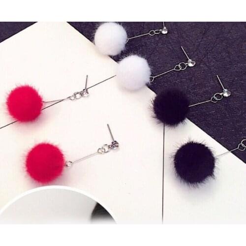 Fashion Korea Unique Soft Rabbit Fur Fur Ball PomPom Long Earrings Ear Dangle Jewelry Hair Ball Earring For Women DD1507