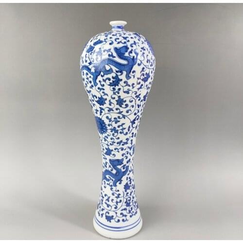 Exquisite Chinese Classical Collection Home Decoration Gift Blue and White Porcelain Flower and Dragon Auspicious Elegant Vase