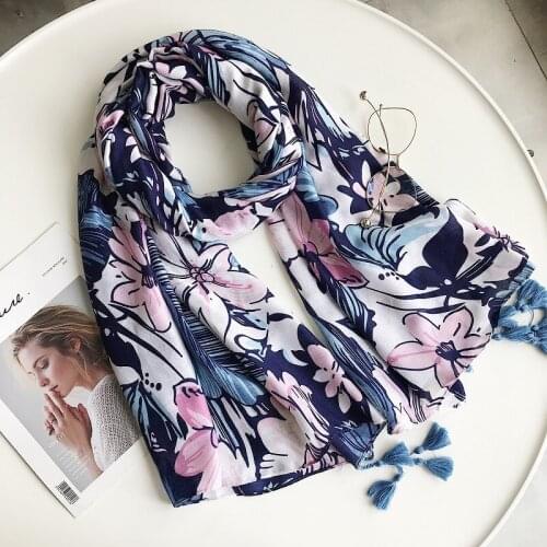2018 Newest Ombre Floral Print Scarves Shawls Cotton Flower Leaf Print Tassel Scarf Wrap Hijab 10pcs/LOT Free Shipping