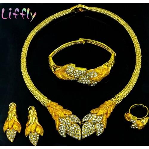 Indian Bridal Jewelry Sets Classic Crystal Necklace Charm Women Wedding Bracelet Ring Leaf Shape Earrings Dubai Jewelry