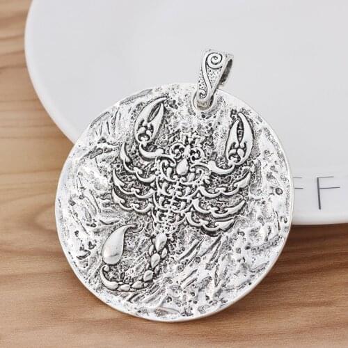 2 Pieces Large Hammered Medallion Scorpion Round Charms Pendants for Necklace Jewellery Making Findings 73x62mm