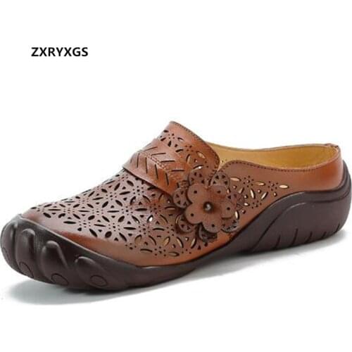 2021 New Summer Round Toe Flowers Breathable Hollow Genuine Leather Slippers Women Sandal Shoes Soft Sole Comfortable Slippers
