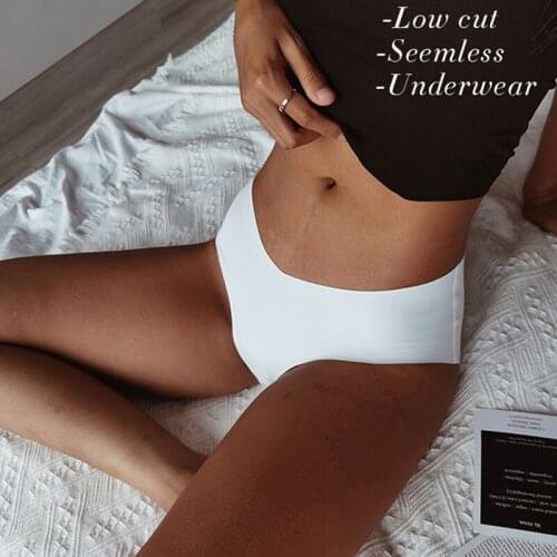 Women Skin-friendly Breathable Ice Silk Panties Sexy Seamless Soft Sport Underwear Female Low Rise Briefs Lady Solid Lingerie