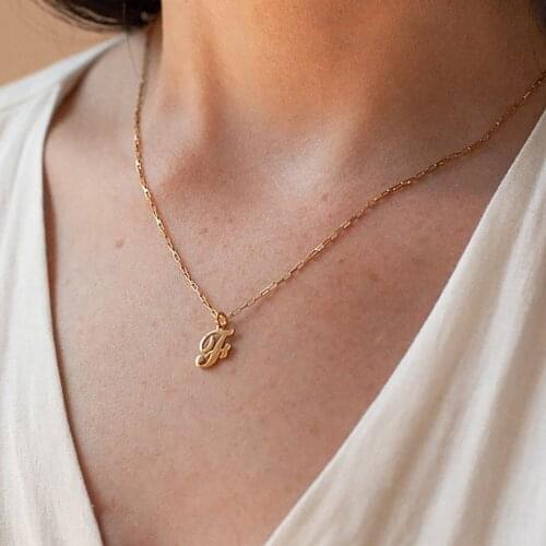 HUHUI Custom A-Z Initial Letter Necklace Personality Letter Pendant Stainless Steel Gold Chain Women Unisex Jewelry Best Gift