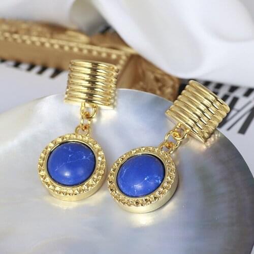 Metal threaded cylinder inlaid moire stone earrings