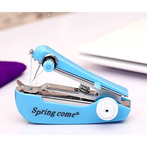Mini Hand-held Sewing Machine Random Color Portable Needlework Clothes Fabrics Sewing Machine Household Diy Sewing Tools G