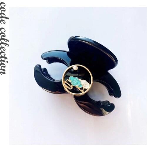 Geometric Acryl Chinese Style Pearl Clouds Hair Claws Clip Horsetail Clip For Women Girls New Rhinestone Clip Jewelry