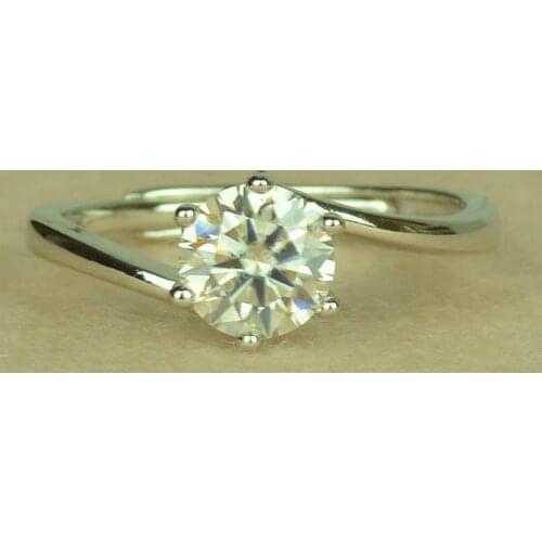 Sic Diamond Engagement Jewelry 925 sterling silver moissanites ring round D color stone 1 claws ring for wedding diamond ring