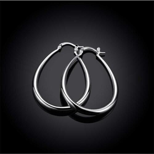 New 925 Fashion Silver Earrings Glossy Round WomenS Wedding Gift Earrings Exquisite European Jewelry Christmas Gift Engagement