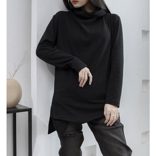 Japanese and Korean academic style versatile Black Medium Length irregular hem high collar pile Neck Long Sleeve T-Shirt lady