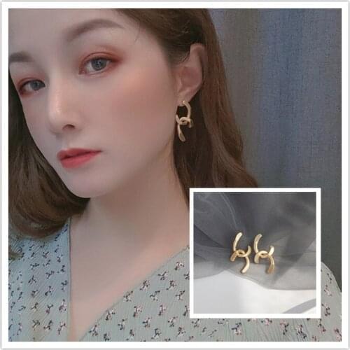 High Quality Fashion Simple Geometric Design Stud Earrings for Women Girls Ins Trendy Jewelry Matte golden Earrings OL Style