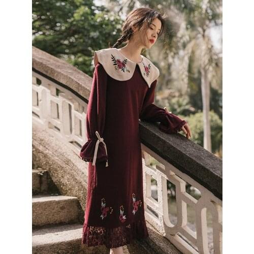 2019 new fashion womens Autumn and winter vintage knit embroidery dress sweater dress