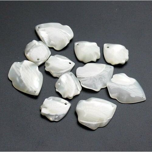 10PCS White Natural White Mother Pearl Shell Leaf Beads For Earrings Pendants DIY Jewelry Making Fashion Materials Findings