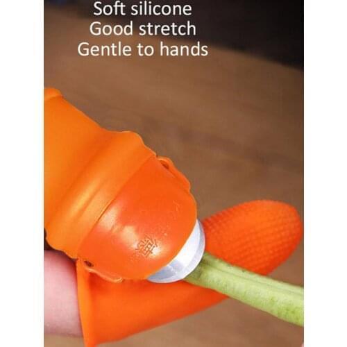 Farm Picking Gadgets Thumb Knives Picking Gardening Picking Gloves Picking Vegetables With Anti-Cutting Finger Sleeve