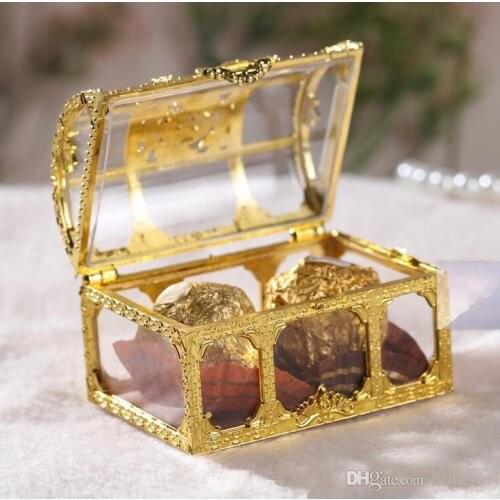 Candy Box Treasure Chest Shaped Wedding Favor Gift Box Hollowed-out Transparent Favor Holders European style Celebration Gorgeou