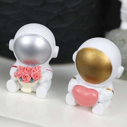 Astronaut Rocket Moon Happy Birthday Cake Topper Dessert Letter Decoration for Childrens Day Party Lovely Gifts