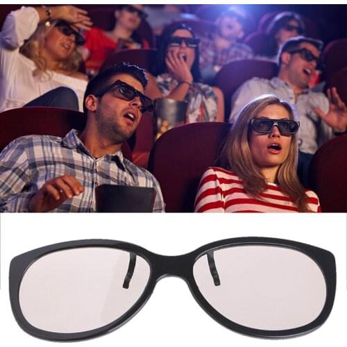 2 PCS Clip-On Type Circular Passive Polarized 3D Glasses For TV Real 3D Cinema 0.22mm jul22
