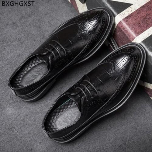 Italian Brogue Men Dress Shoes Leather Black Party Shoes for Men 2021 Oxfords Height Increase Shoes Men Sapato Social Masculino