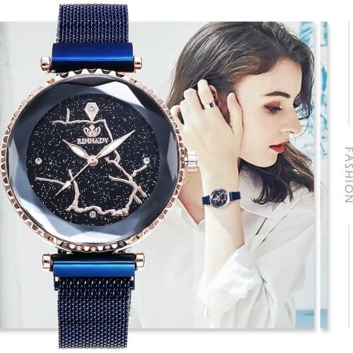 Pulseras de malla de acero inoxidable Luxury Mesh Ladies Clock Magnet Starry Diamond Casual Dress Quartz Wristwatch Women