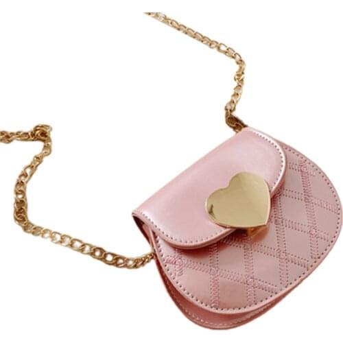 Girls Stylish Light Weight Messenger Crossbody Bag Little Girls PU Leather Portable Shoulder Bag with Heart Buckle & Chain Strap