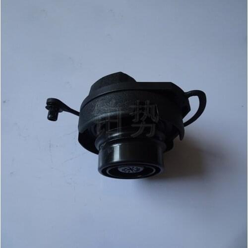 Car Fuel tank cover with fastening strap 2003-2010Por sch eCa yen ne Engine oil cap Fuel filler rotating cap Brake oil pan