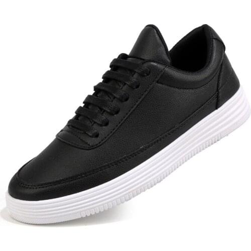 New Leather Men Casual Shoes Low Top Platform Mens Sneakers Wild Male Shoes Light Breathable Man Sports Shoes Zapatos De Hombre