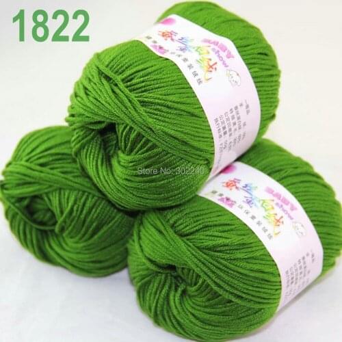 Sale Lot of 3 balls x 50g (147y) Cashmere Silk velvet Hand knitting Yarn Army Green 1822