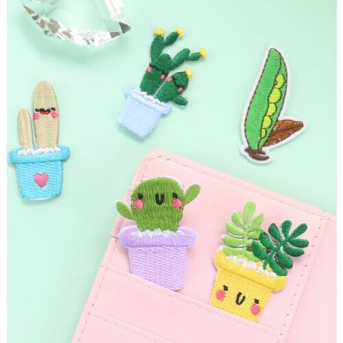 10PCS Embroidered Cartoon Cactus Pod Patches Clothes Stickers Badge Sew Iron on Applique DIY Apparel Sewing Clothing Accessories
