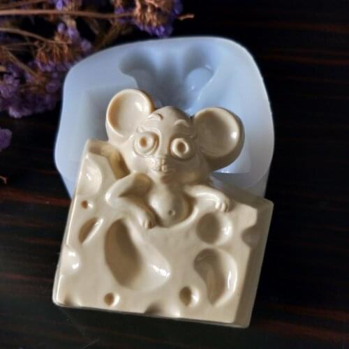 DW0161 PRZY 2020 New Year Soap Silicone Mold Mouse Soap Molds Gypsum Chocolate Candle Candy Mold Rat in Cheese Clay Resin Moulds