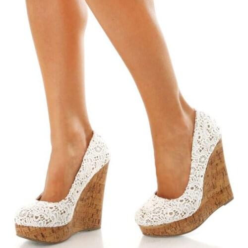 Spring Romantic White Floral Lace Pumps Pointed Toe Women Wooden Pattern Wedge Heels Girls Slip On High Heels Shoes
