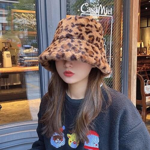 Autumn Winter Panama Hat for Women Faux Fur Bucket Hats Cow Print Plush Velvet Warm Panama Hat Fisherman Hats Vacation Cap
