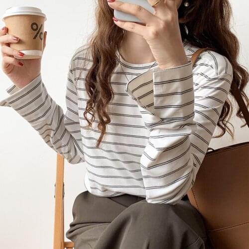 Casual Round Neck Striped Long Sleeve T-shirts Women Spring Autumn Basic Tops Female Korean Streetwear Tees